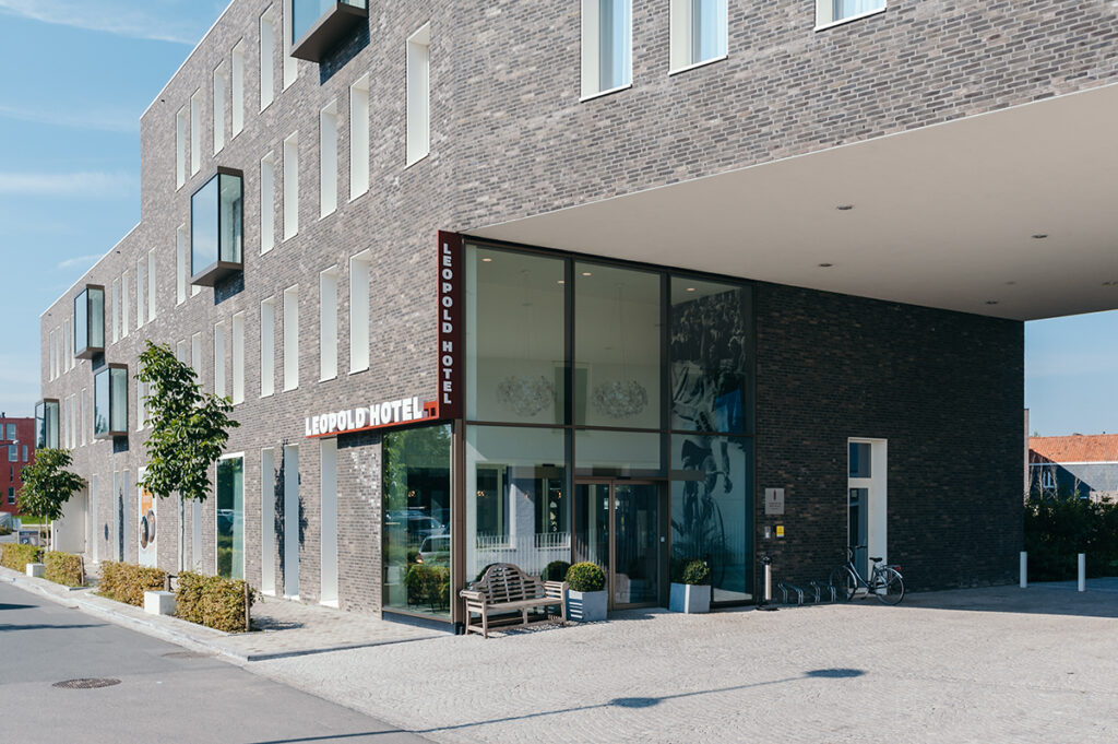 Leopold Hotel Oudenaarde Extérieur Mur de façade et entrée